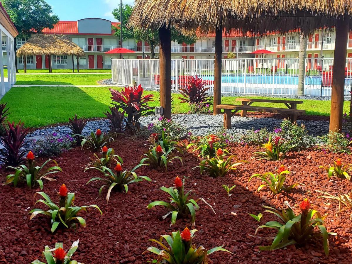 Hotel Vero & Vero I-95 (adults Only) Vero Beach