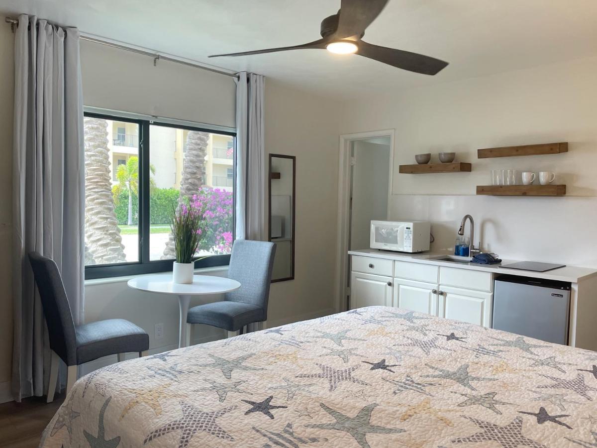 Tropic Isle Motel 2*