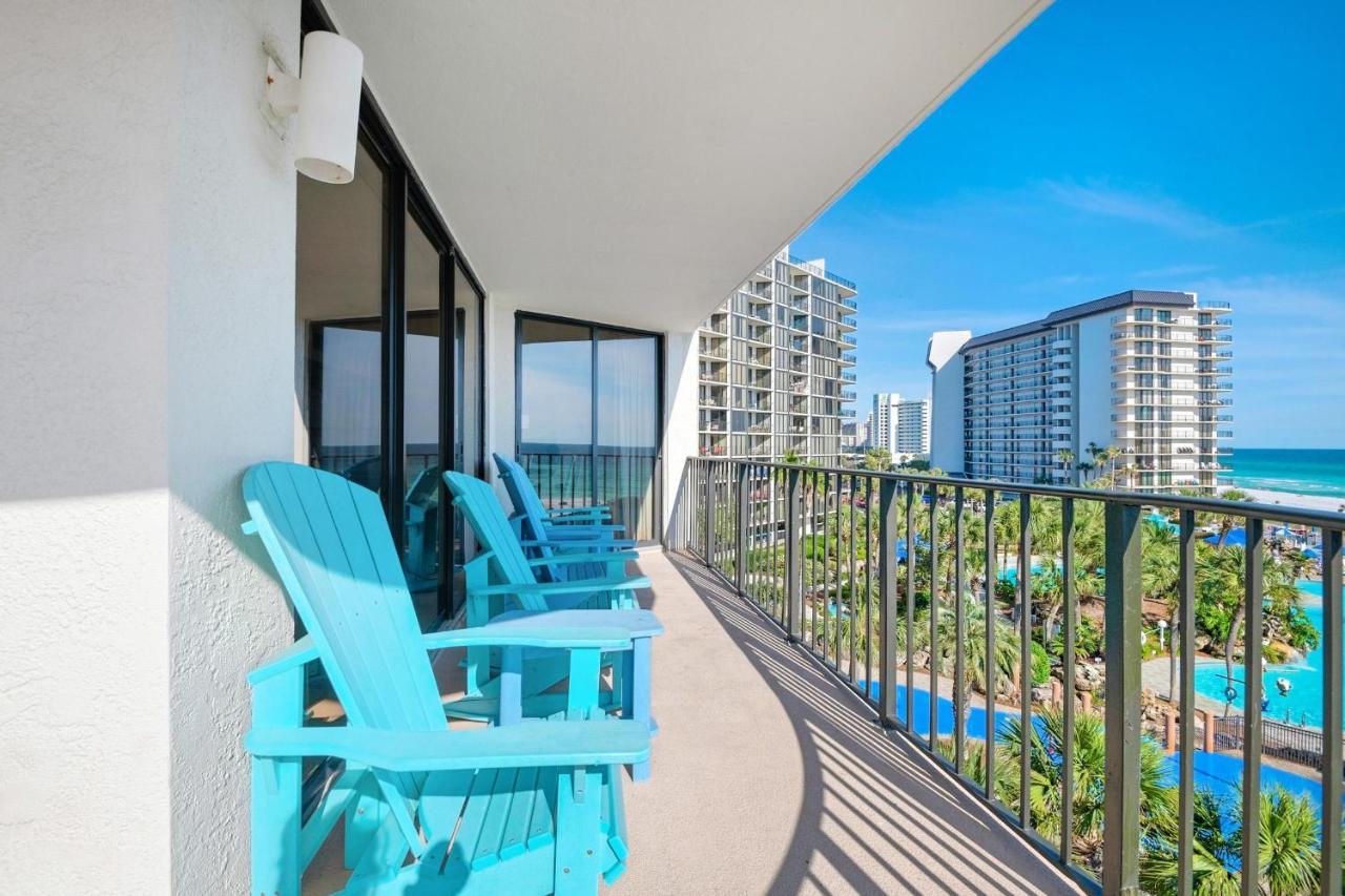 Aparthotel Edgewater Tower 1-412