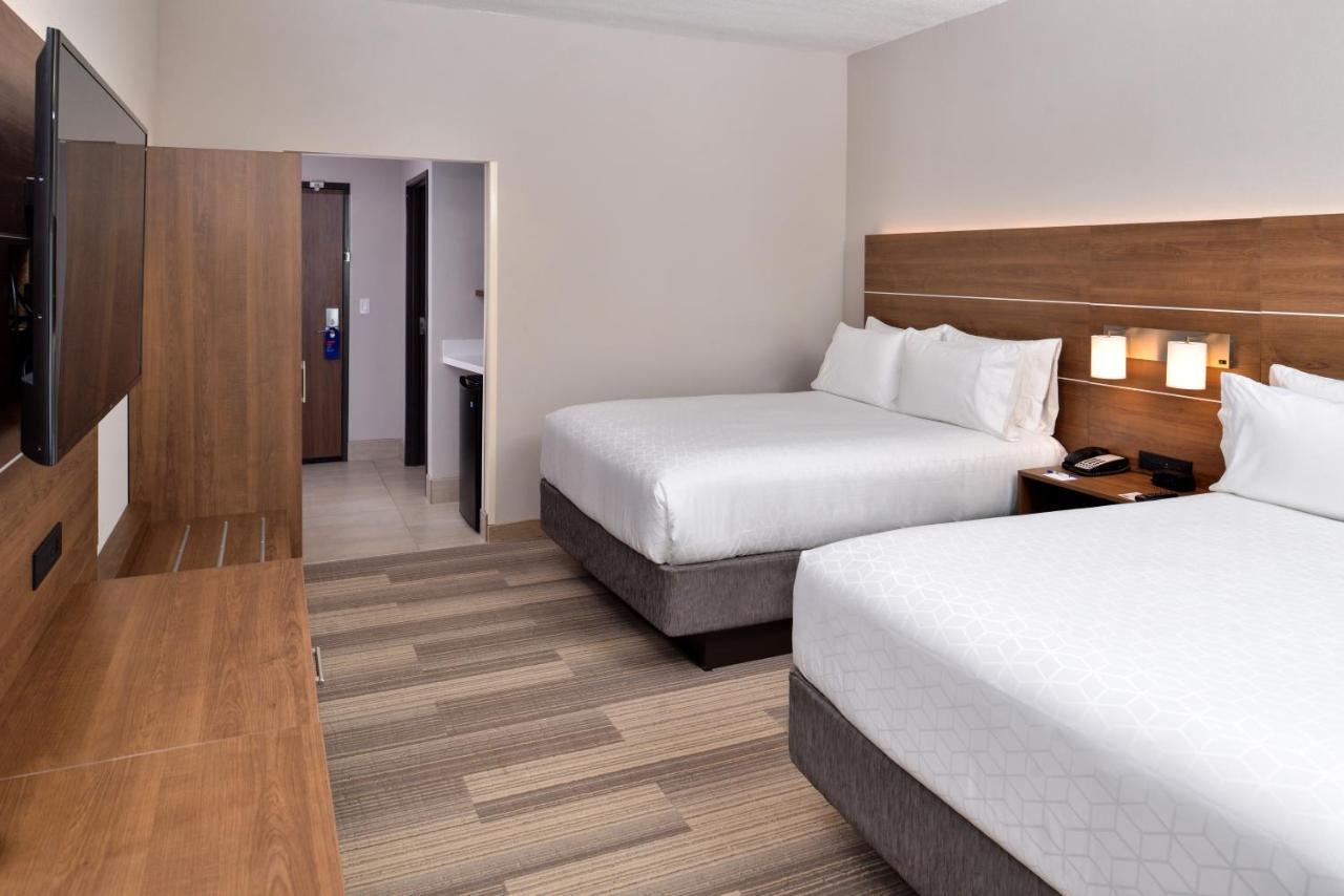 Express Melbourne West By Ihg West Melbourne