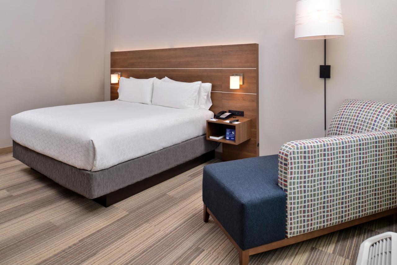 Express Melbourne West By Ihg 3*