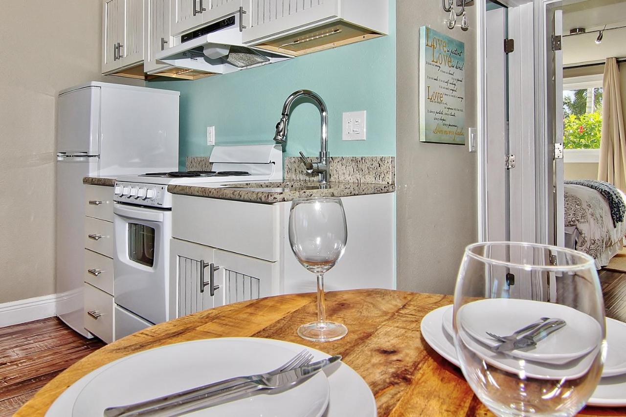Bungalow Beach Place 3 *