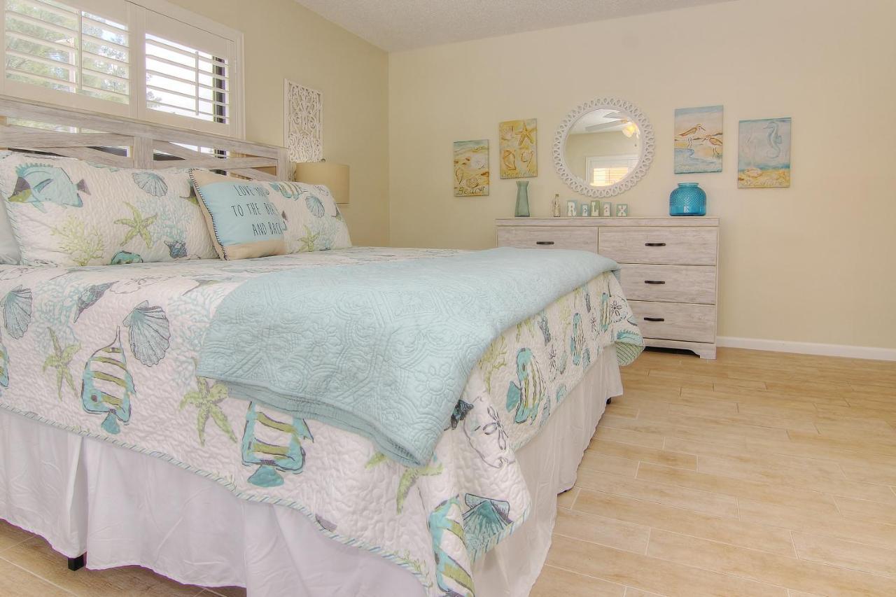 The Pointe 104 *