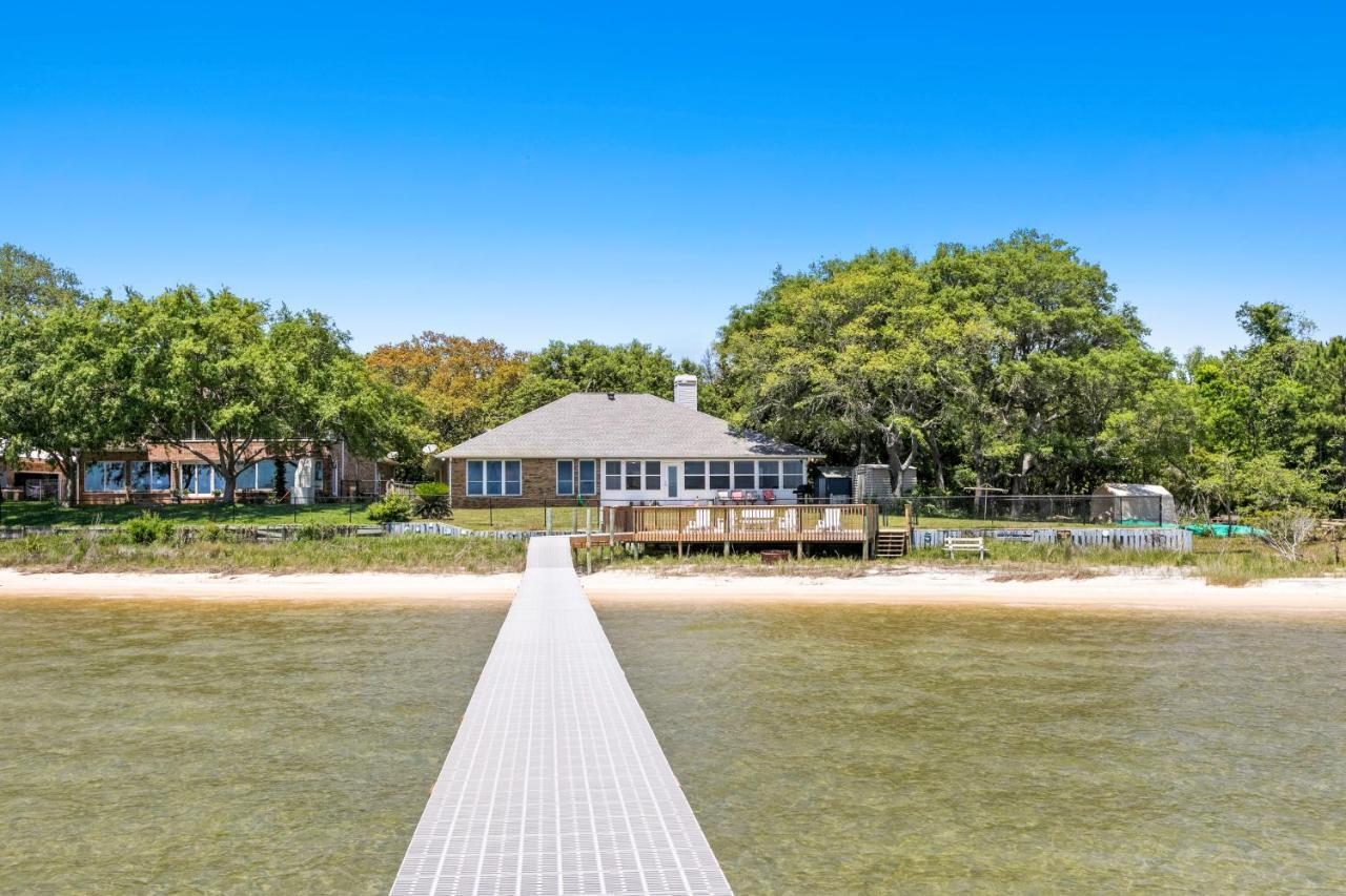 A Wave From It Holiday home