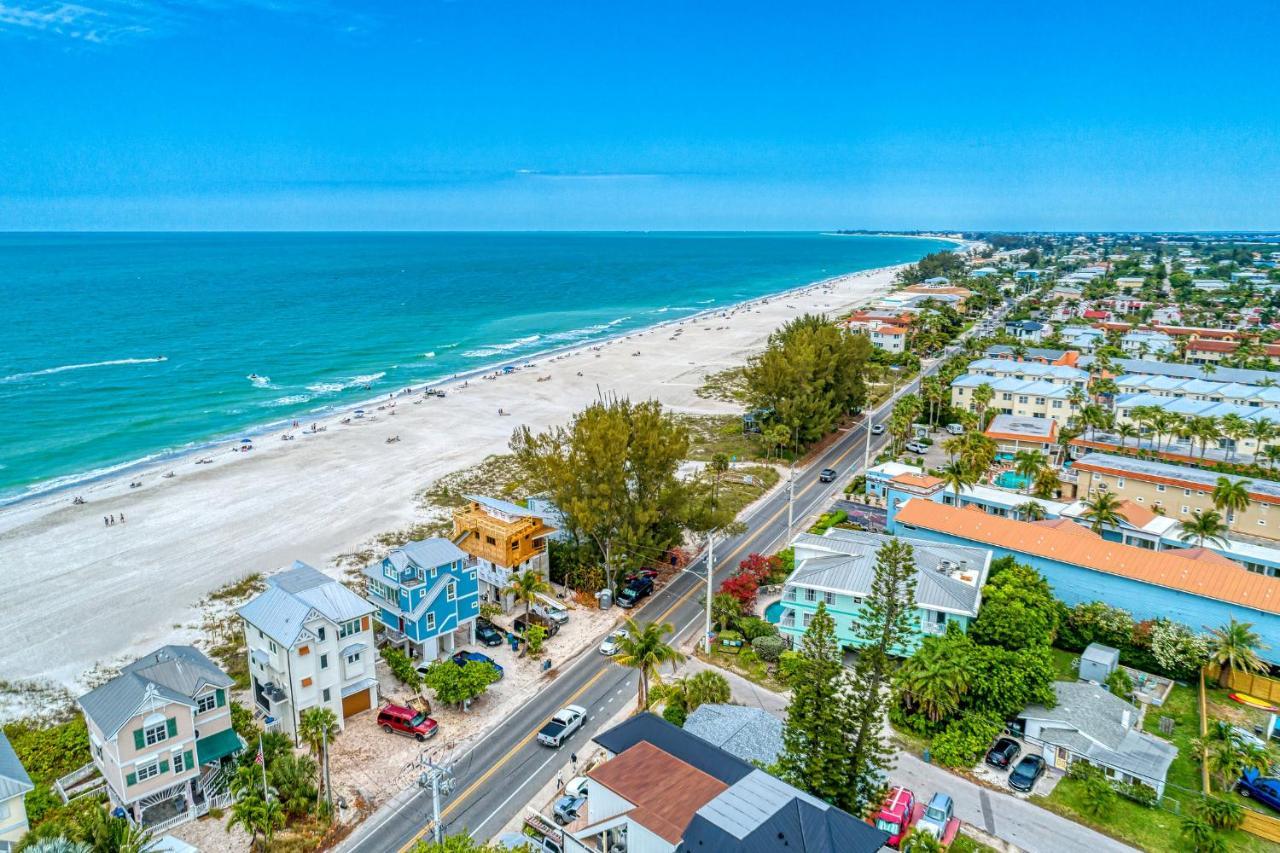Anna Maria Island Beach Happy-direct Beach Front-1br-1br Bradenton Beach