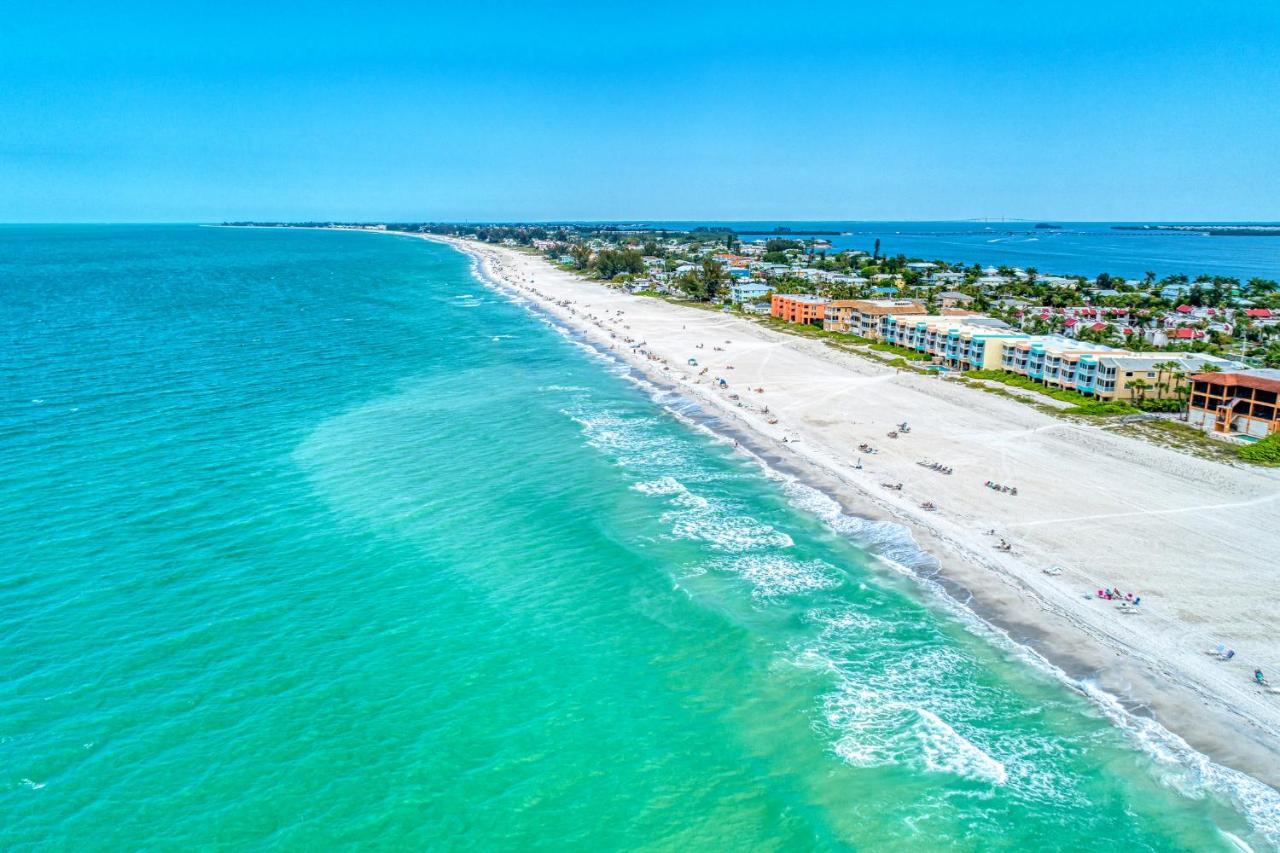 Anna Maria Island Beach Happy-direct Beach Front-1br-1br Bradenton Beach