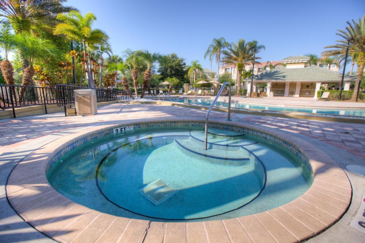 Apartment Lakeview At Vista Cay