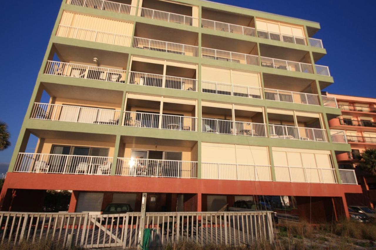 The Pointe 104 Apartment