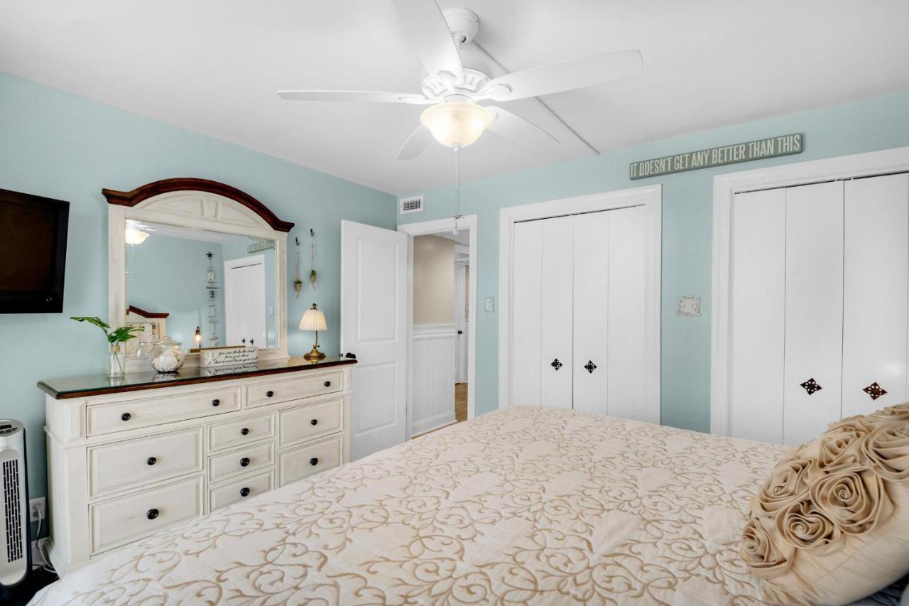 Windward 403 At Edgewater Apartment