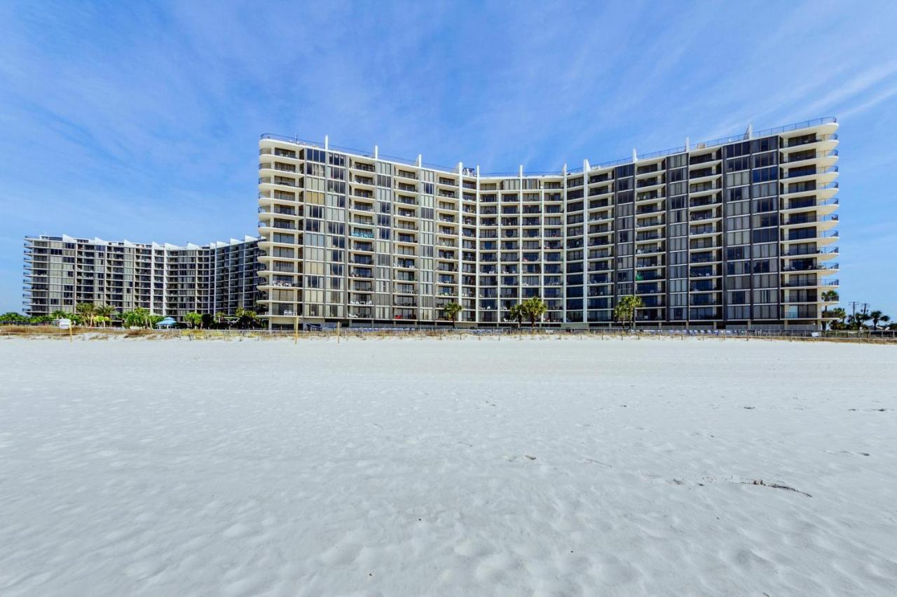 Windward 403 At Edgewater *