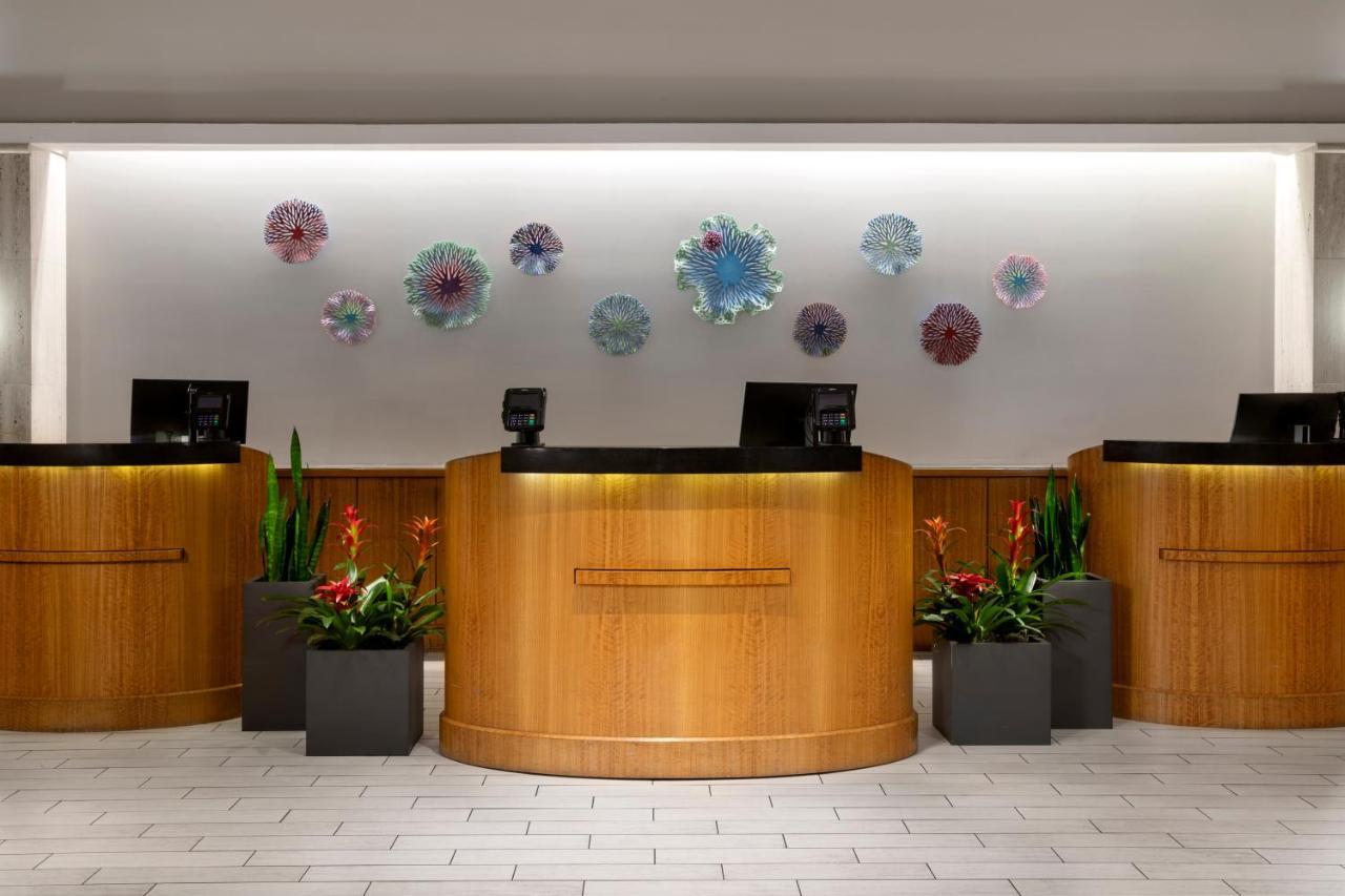 Hotel Embassy By Hilton Airport Westshore Tampa