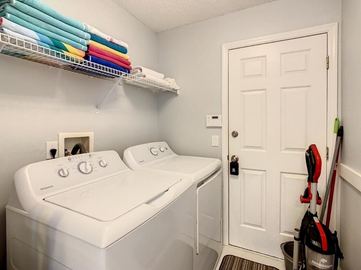 Casita Mi Encanto A Cozy & Spacious House, 4-bedroom 3-bath & Pool Holiday home *