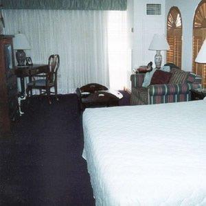 At Cocoa Hotel 3*