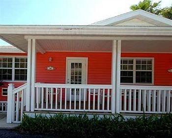 Hotel Tradewinds By Resortquest