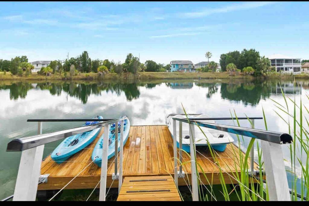 Holiday home Saltwaterpool- Gameroom -tropical Sunsets - Kayaks - Fishing