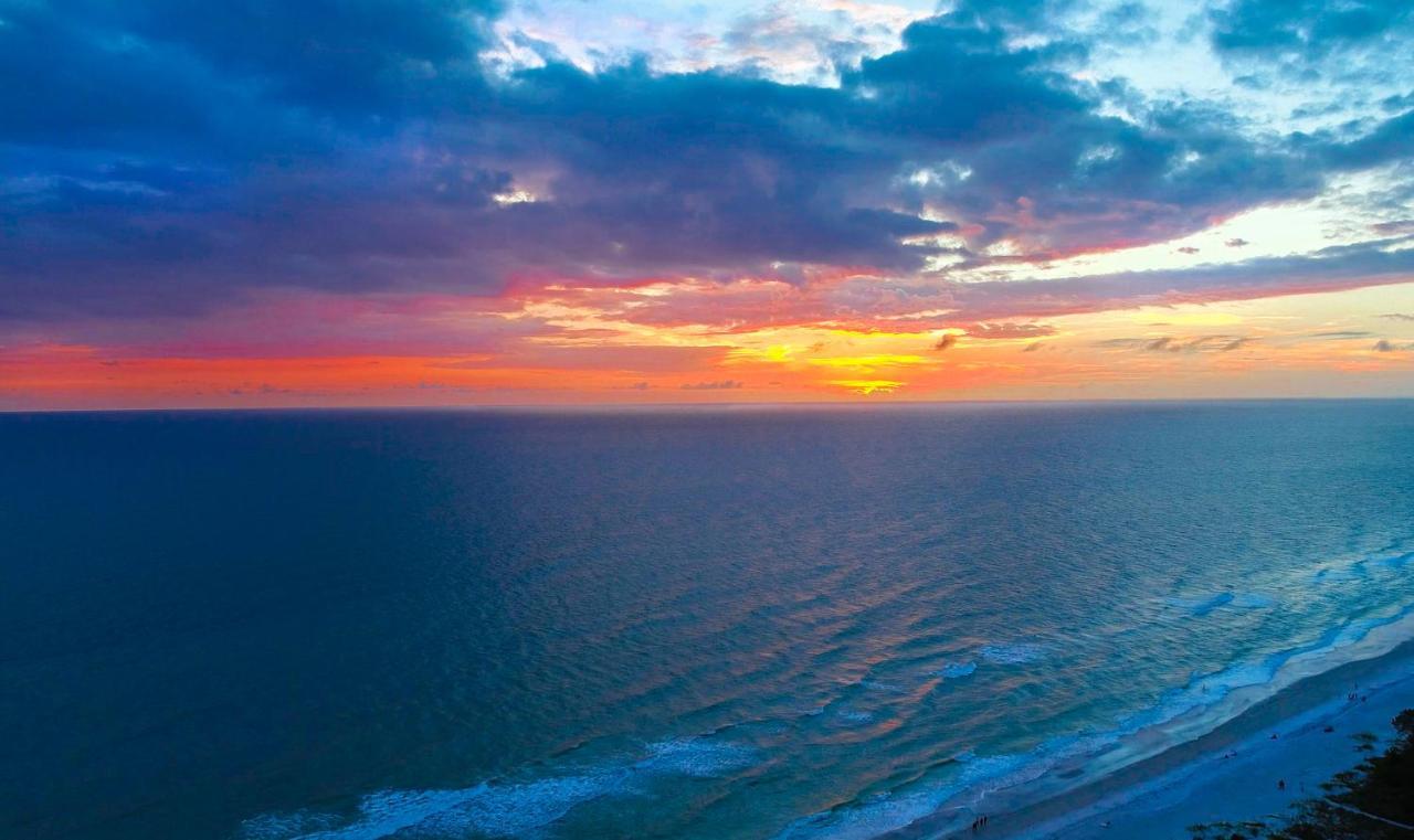 Anna Maria Island Bay Watch * Bradenton Beach