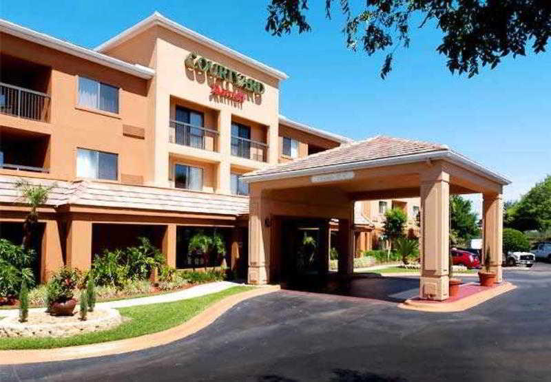 Hotel Courtyard By Marriott Orlando Mary North 3*