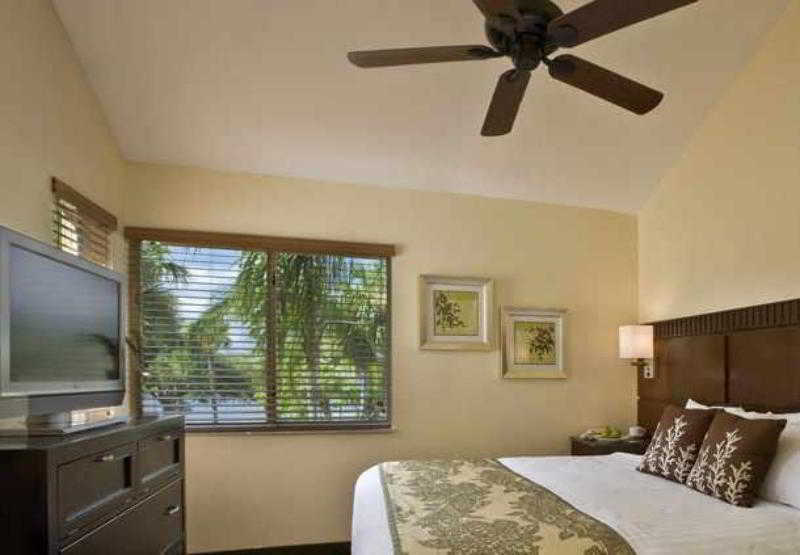 Courtyard By Marriott Boynton Hotel