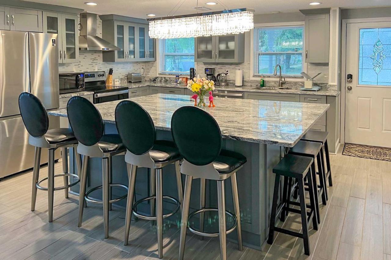 Renovated Oasis With Lanai And Grill! * Port Richey