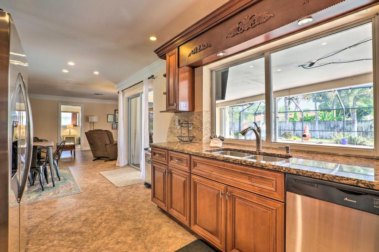 Private Pool And Covered Patio Haven! Holiday home *
