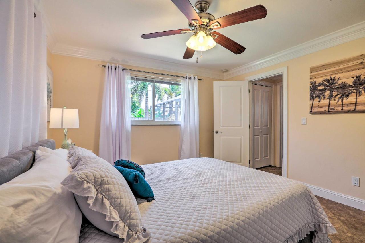 Private Pool And Covered Patio Haven! Cape Coral