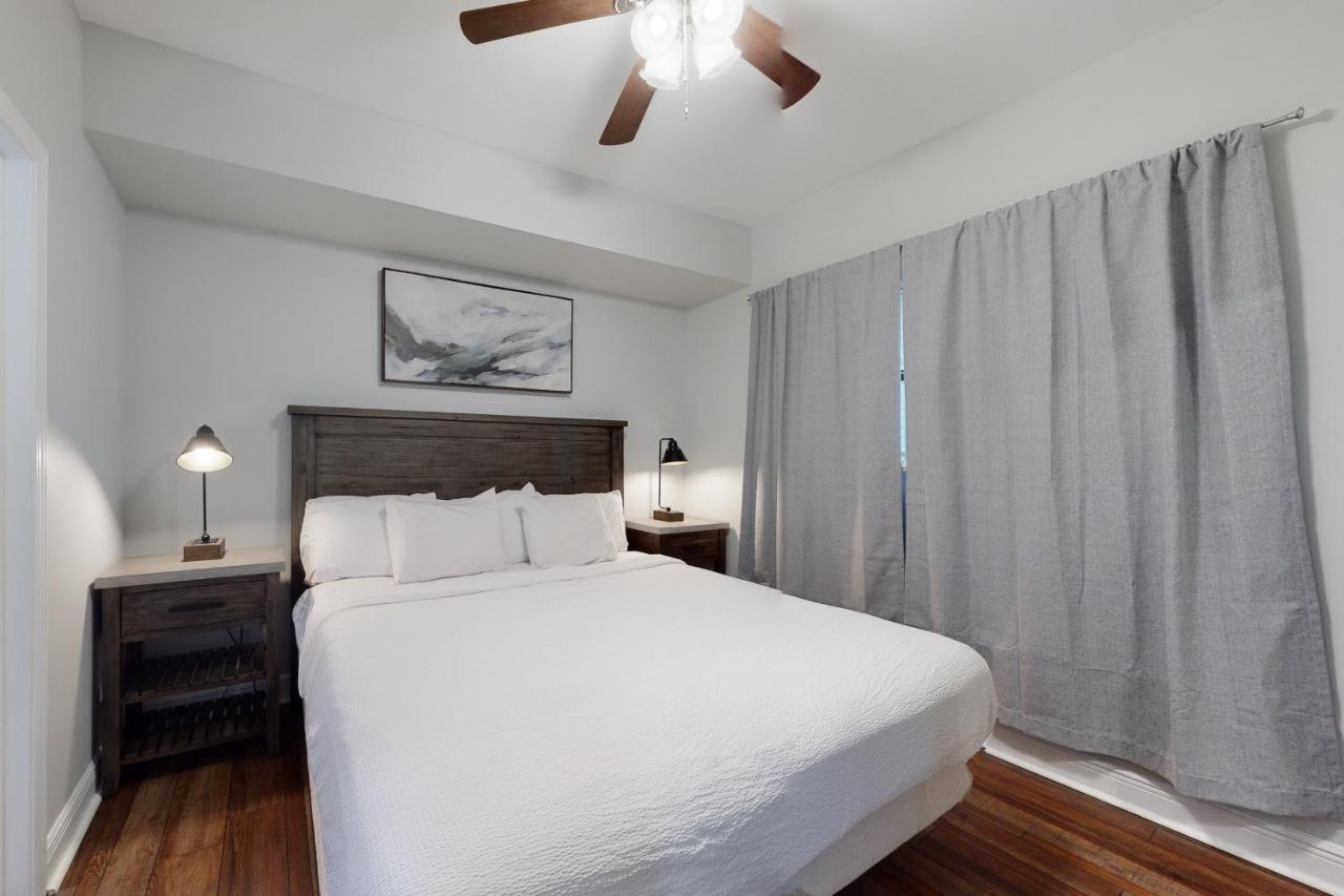 Apartment Sterling Breeze 2
