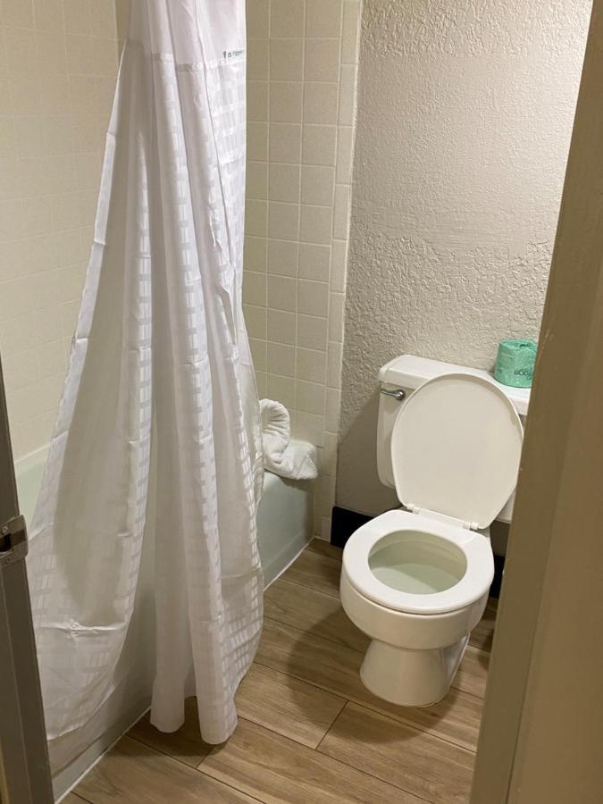 Days By Wyndham Pierce Midtown 2*