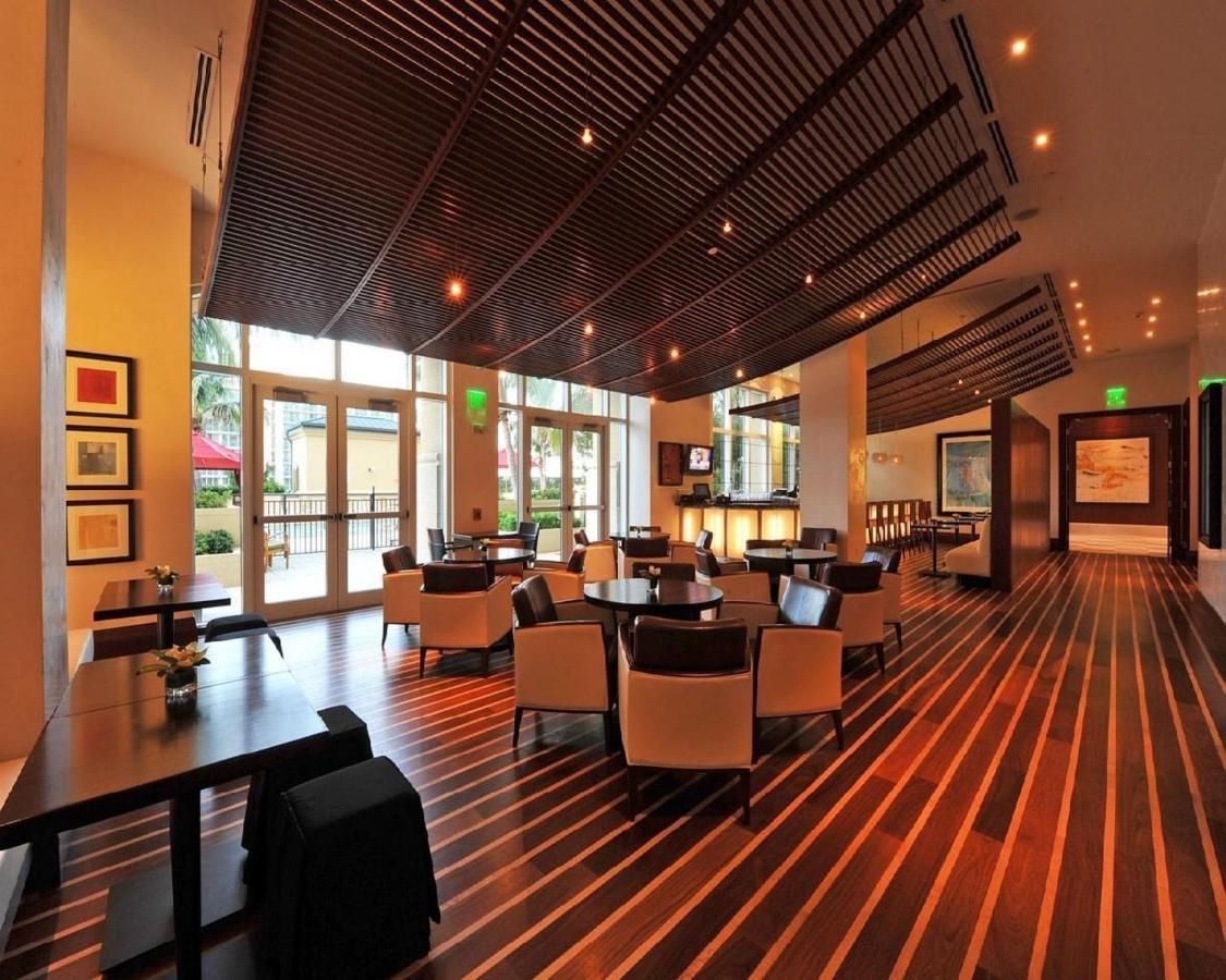 Aparthotel Singer Island And Spa, Located At The Palm