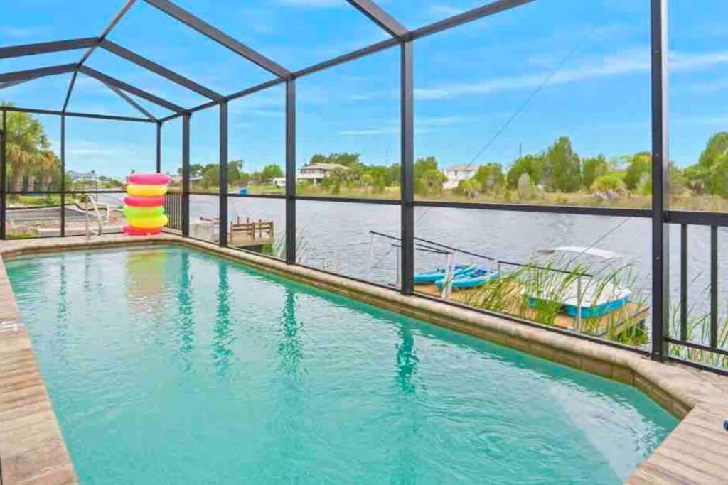 Saltwaterpool- Gameroom -tropical Sunsets - Kayaks - Fishing