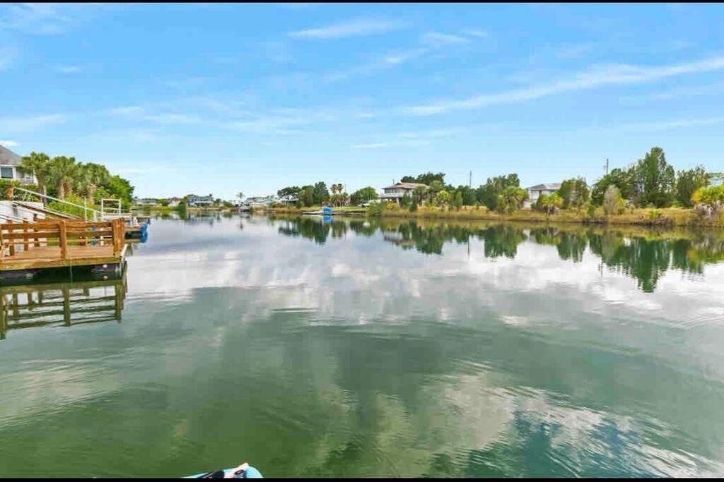 Saltwaterpool- Gameroom -tropical Sunsets - Kayaks - Fishing Hernando Beach
