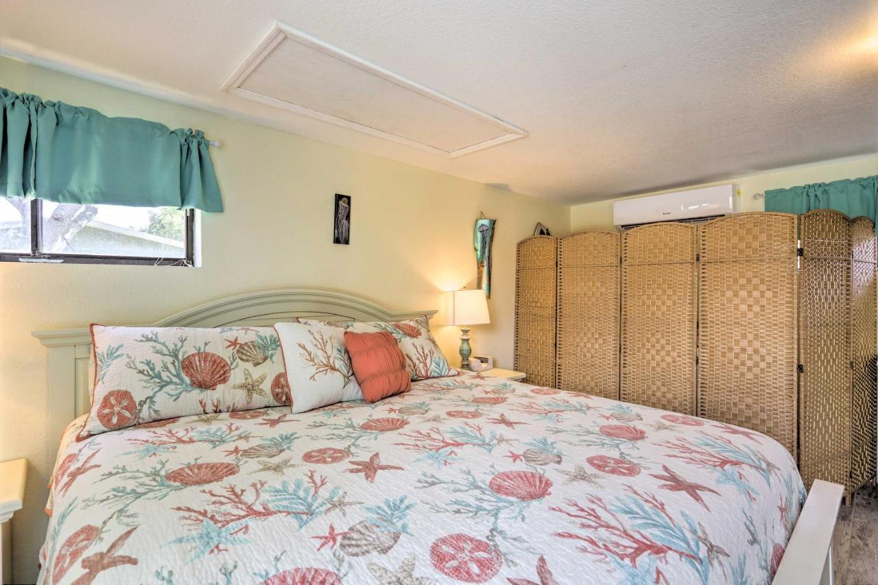 Holiday home With Pool - Walk To Beach! Cape Canaveral
