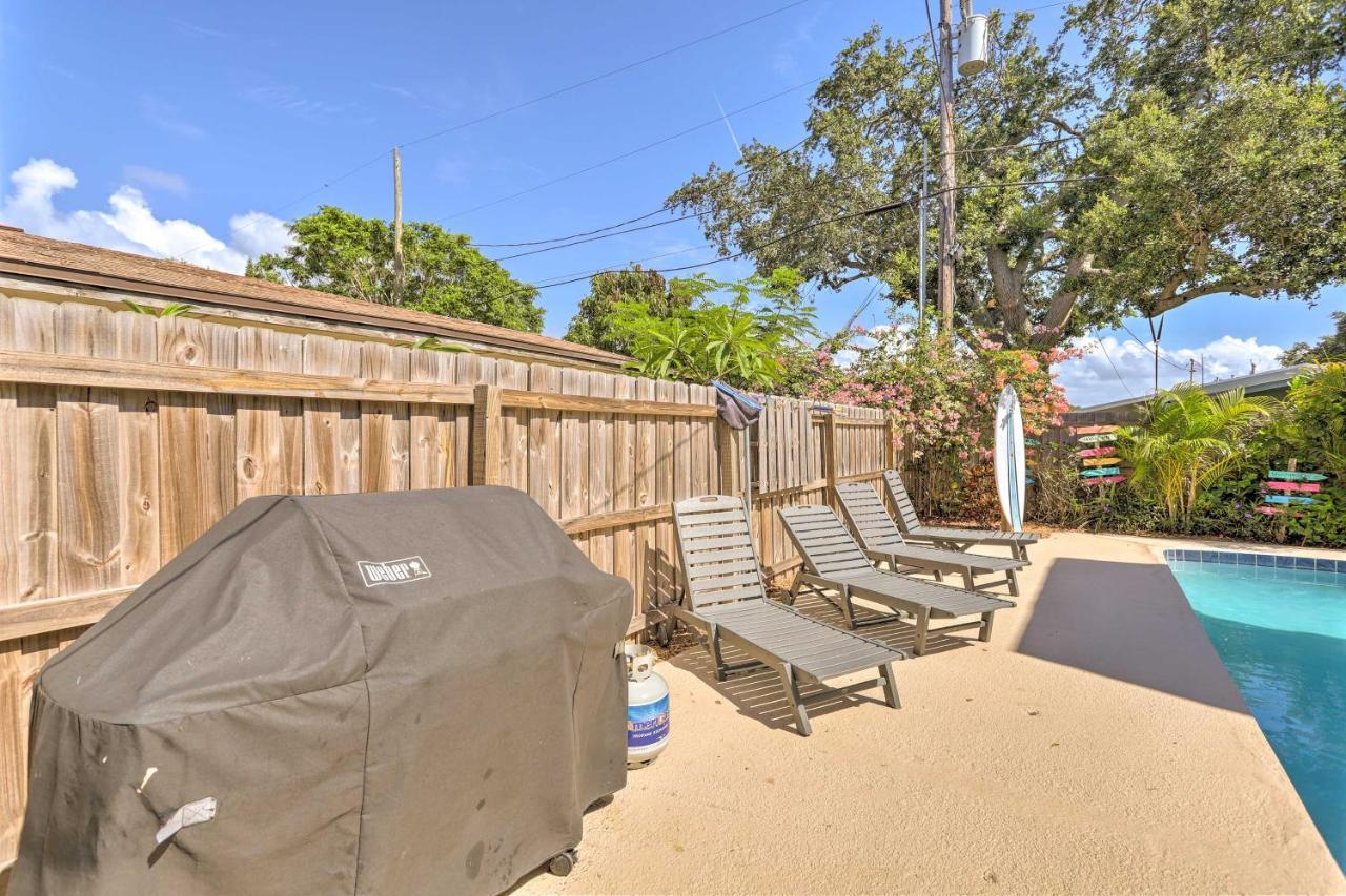 With Pool - Walk To Beach! Holiday home