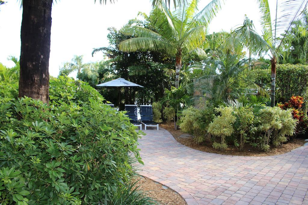 Resort The Cabanas Guesthouse & Spa - Gay Resort Catering To Gay Men 4*