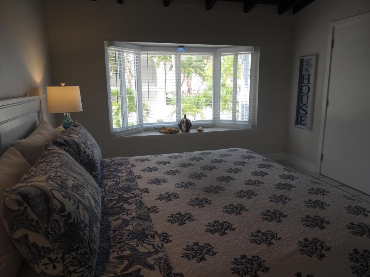 Inn Sands Of 2*