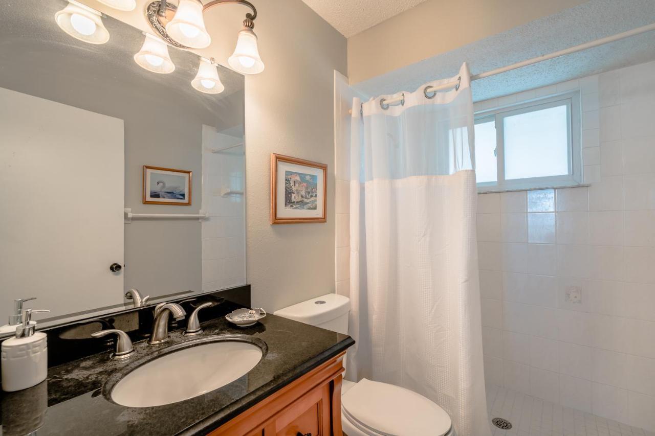 Shore Haven Unit 5a Apartment *