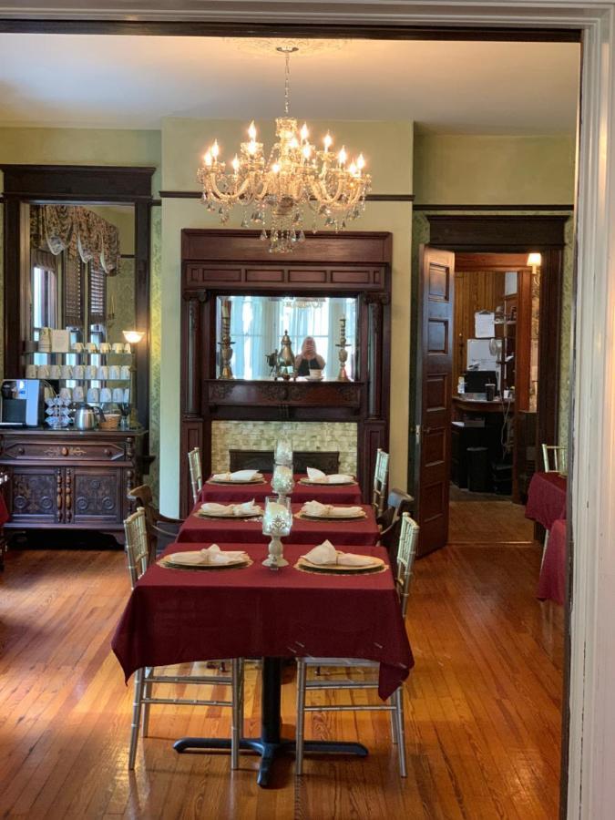 Hoyt House Luxury Bed & Breakfast