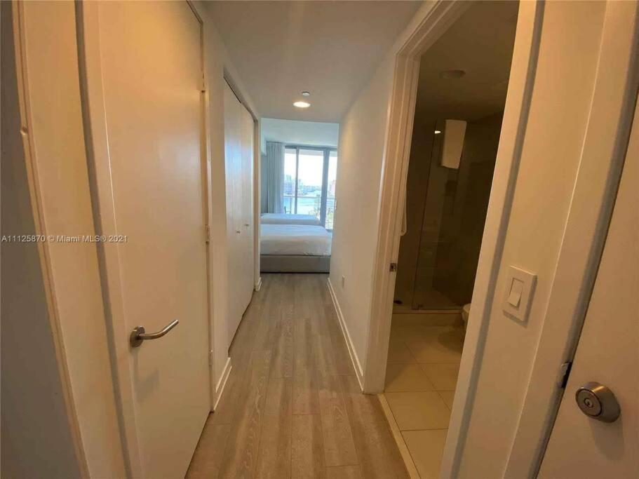 2bd 2ba @beachwalk W/pool *