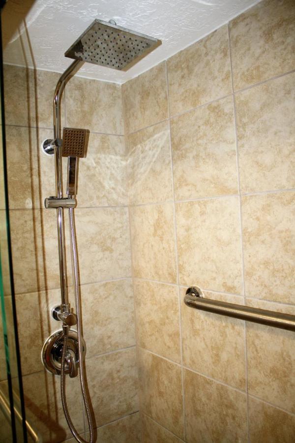 Apartment Bay Mariner - Gorgeous Water Front Condo!
