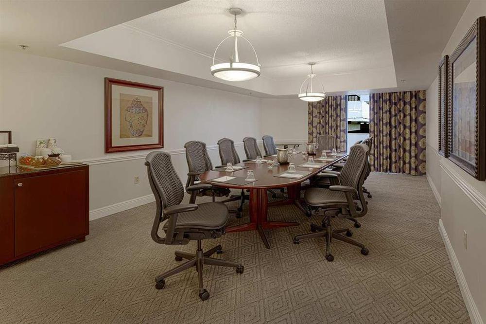 Hotel Embassy