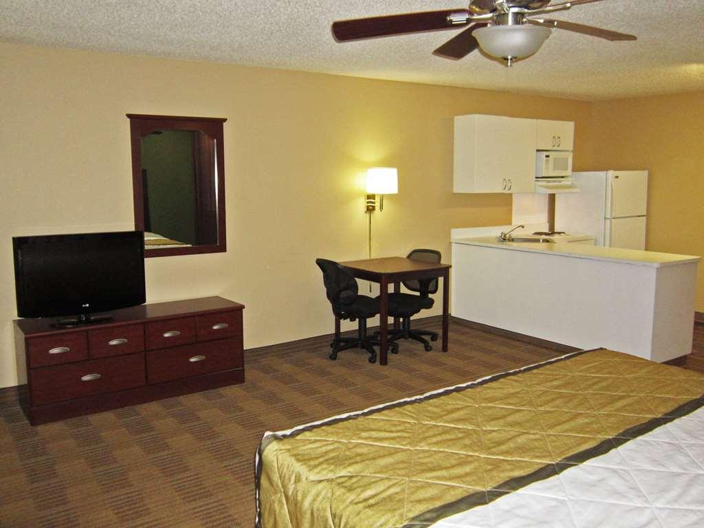 Extended America Select - - Lenoir Avenue East Jacksonville