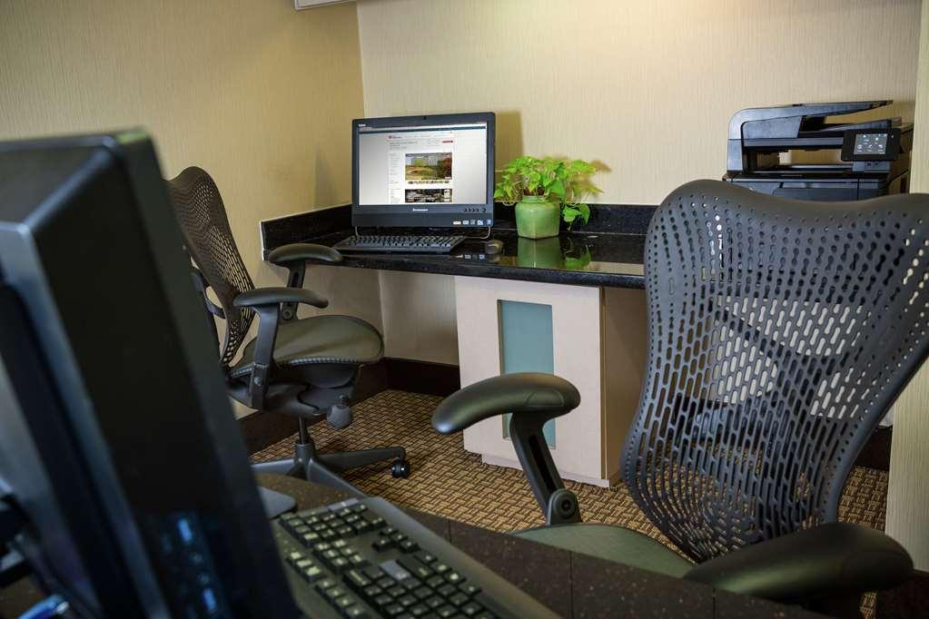 Hilton Garden 3*