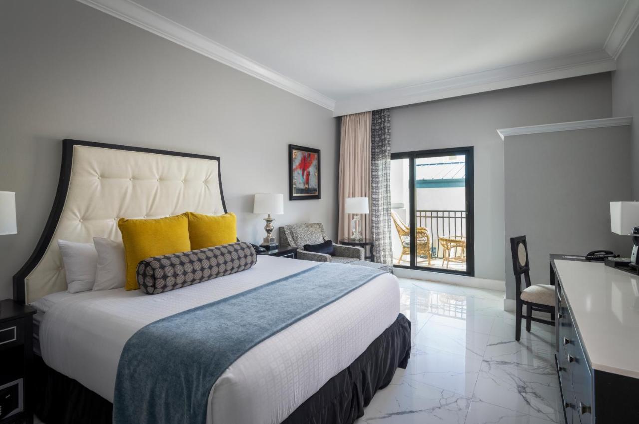 On Fifth Hotel Naples