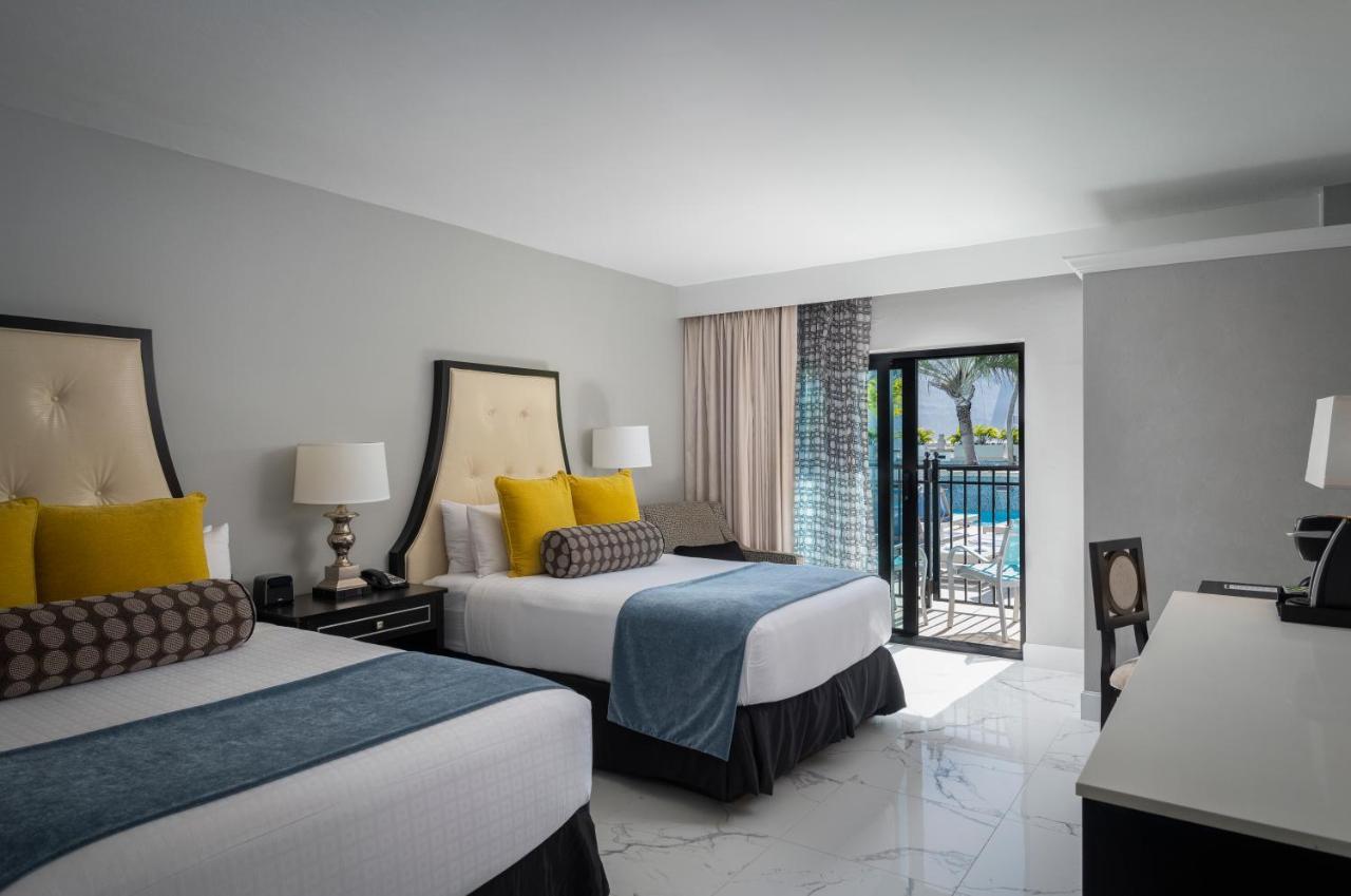 On Fifth Hotel Naples