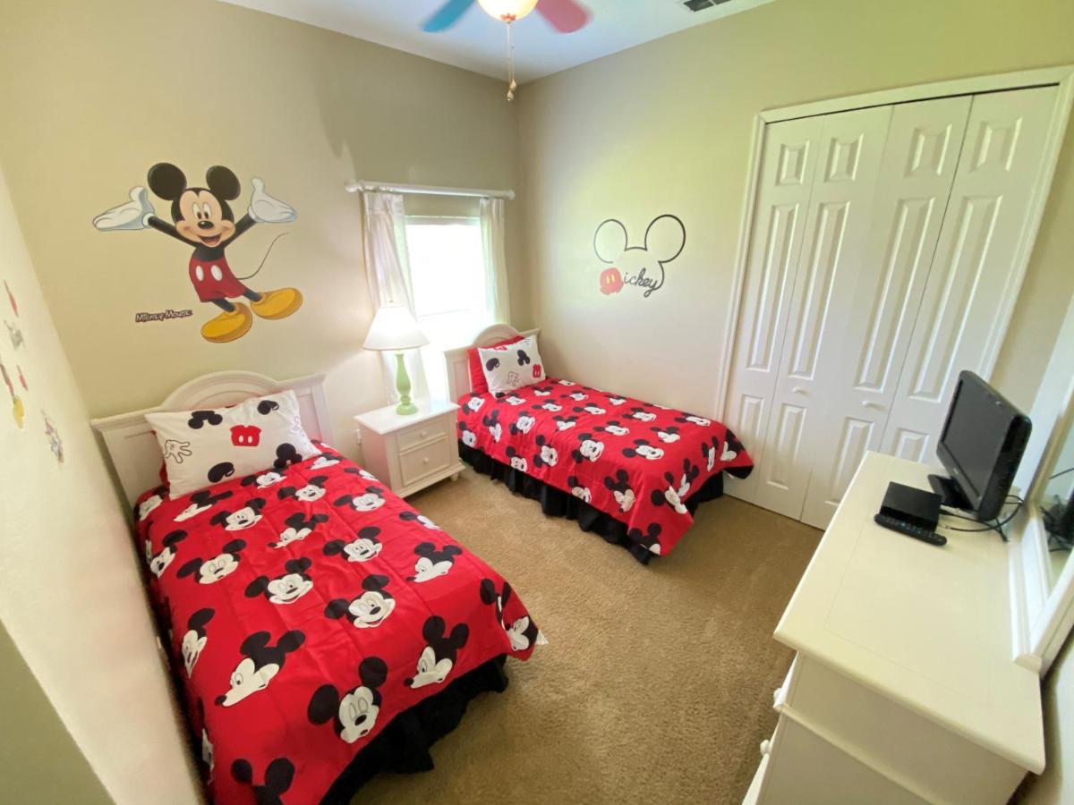 Holiday home Mickey's Corner: 5br With Pool, Hot Tub & Game Near