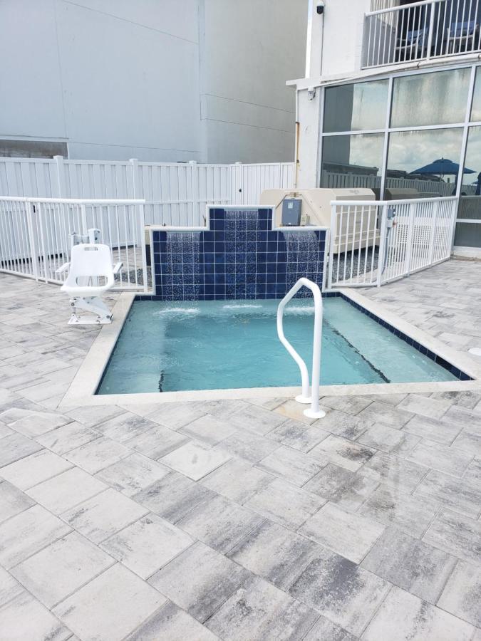 Resort The Maverick Ormond Beach