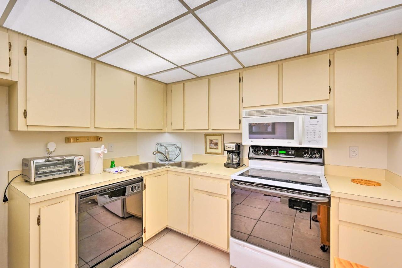 Beachfront With Pool Access! Apartment Marco Island