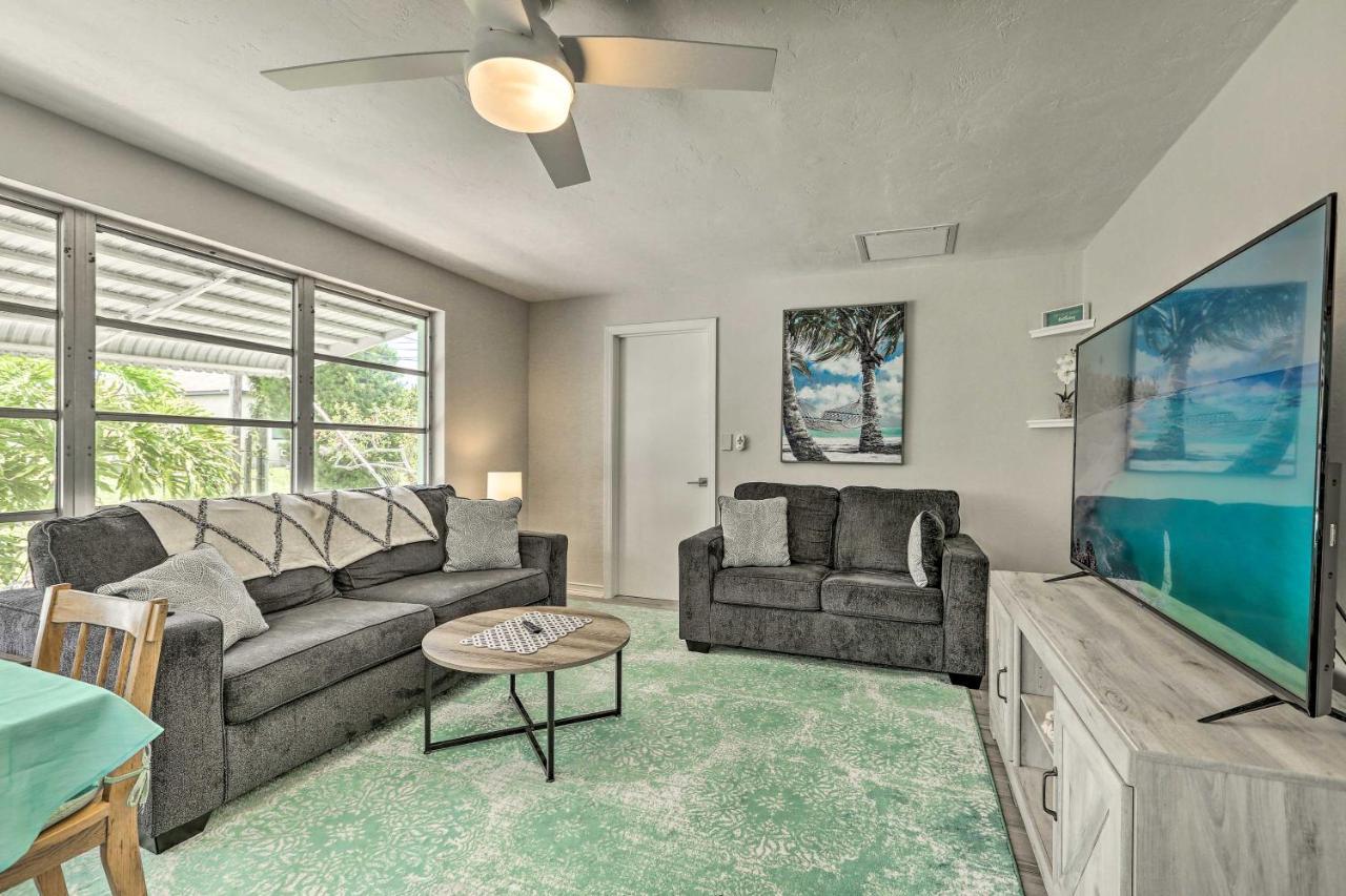 Holiday home Bright And Breezy Retreat With Pool! *