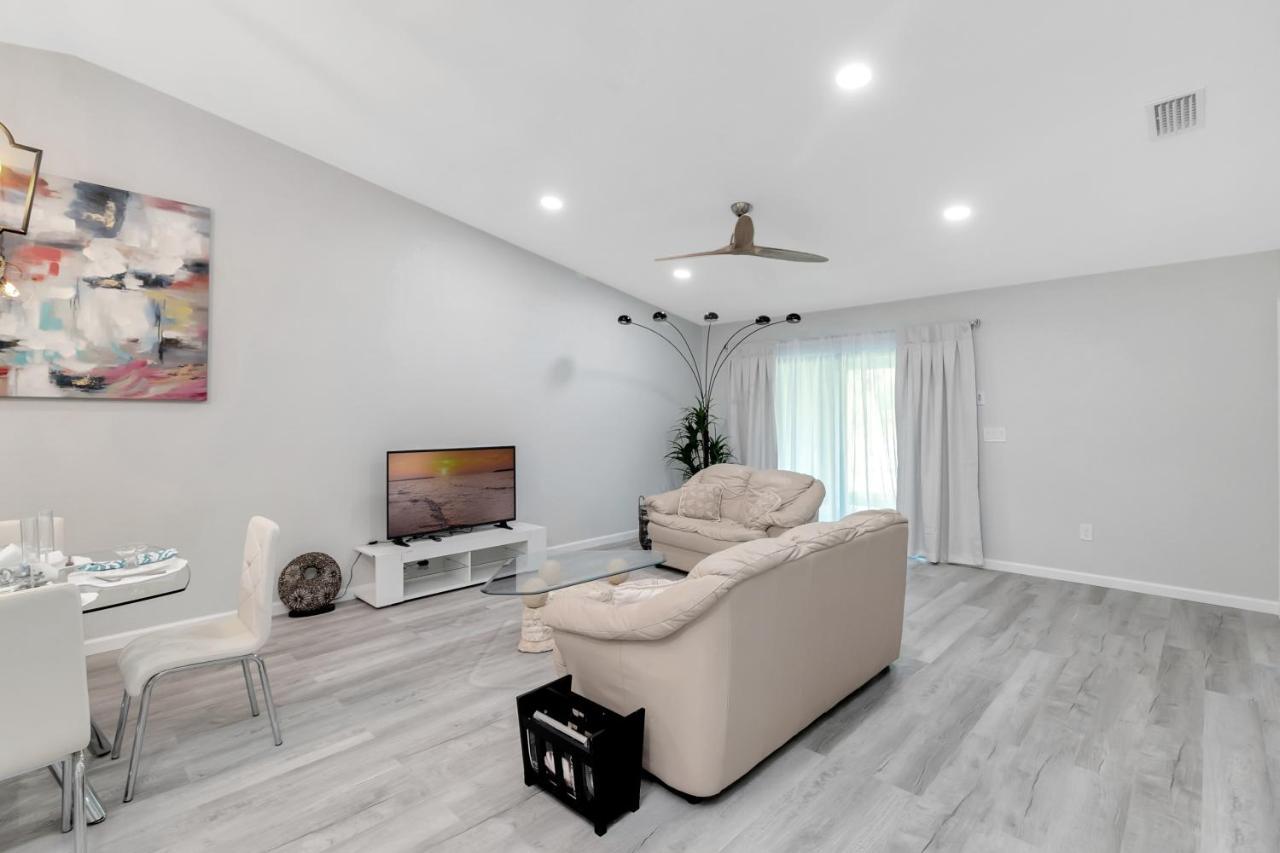 Villa Everglades Breath 3bed 2 Bath *