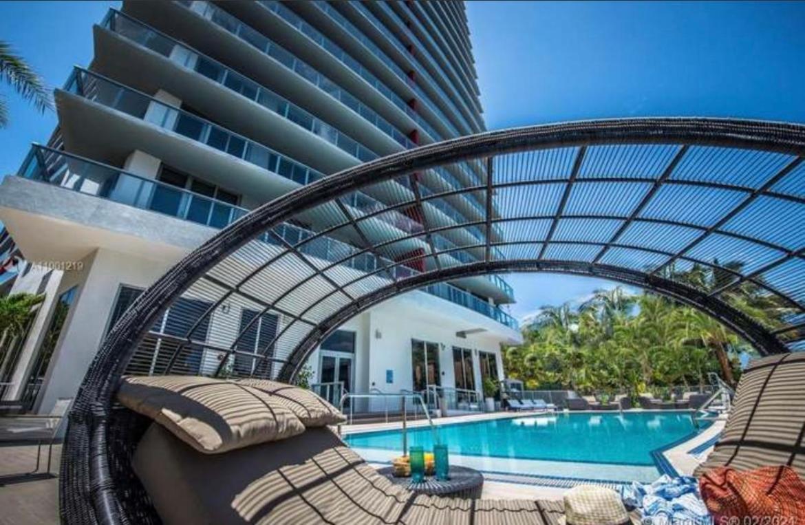 Aparthotel Stunning Penthouse Waterfront 2bd 2ba