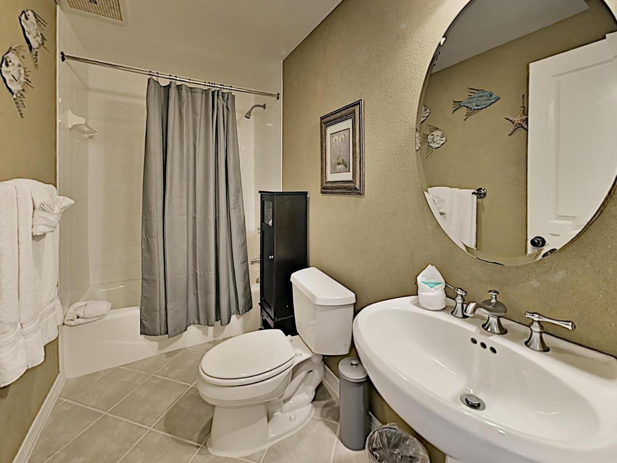 Apartment Emerald Isle #306